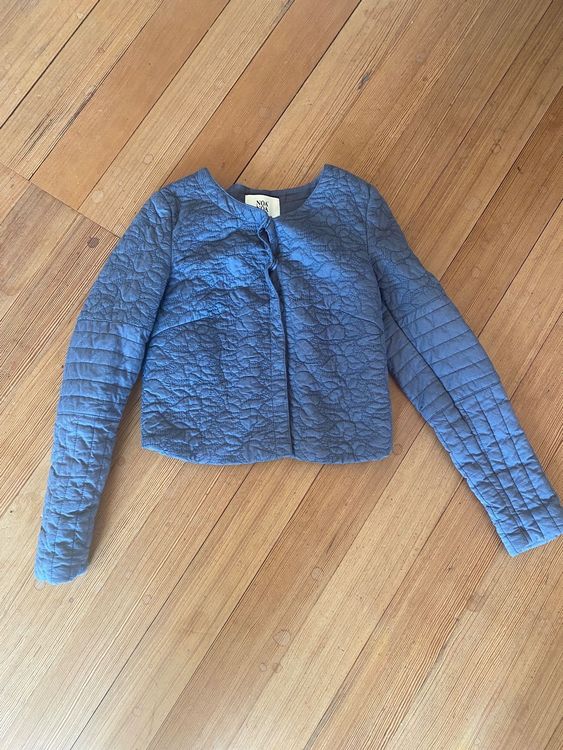 Vestes: Taubengraue NOA NOA Jacke – D'occasion à Grafenried par 3322
