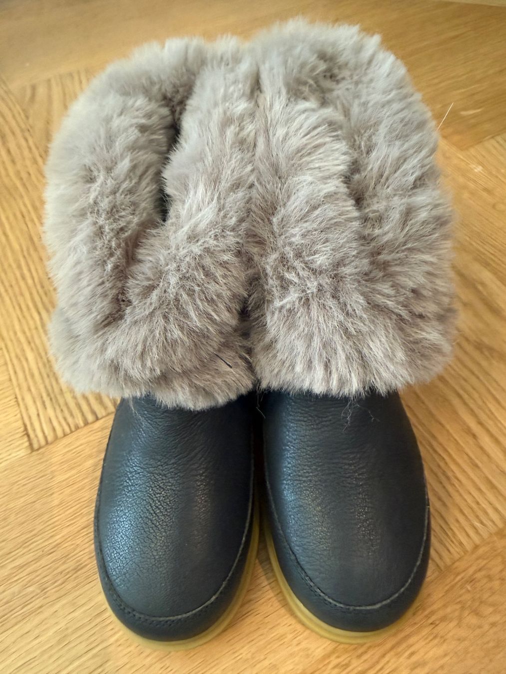 Chaussures garçon: Donsje Schuhe – D'occasion à Küsnacht par emch125