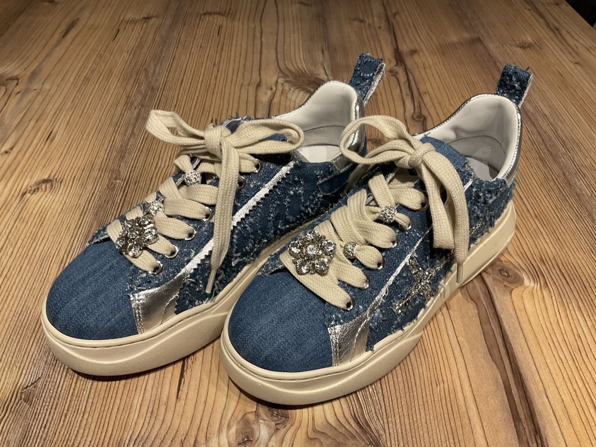 Chaussures femmes: Gio+ SneakerJeans Blau, Grösse 36 – Neuf avec emballage d'origine à Grindelwald par ricarda1970