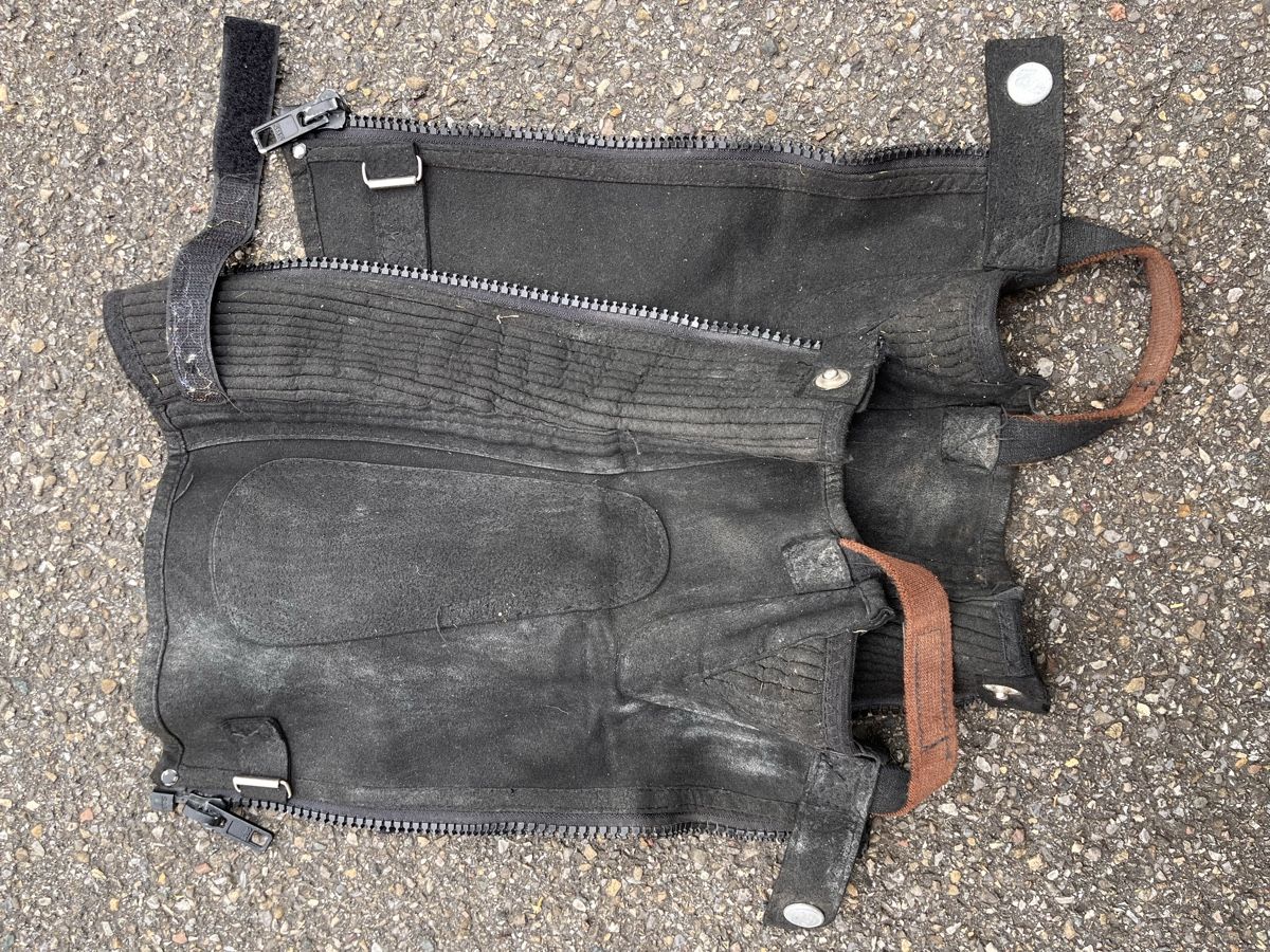 Kinderhandschuhe: Chaps und Handschuhe Steeds Kinder Reiten – Gebraucht aus Hettlingen von jawa13