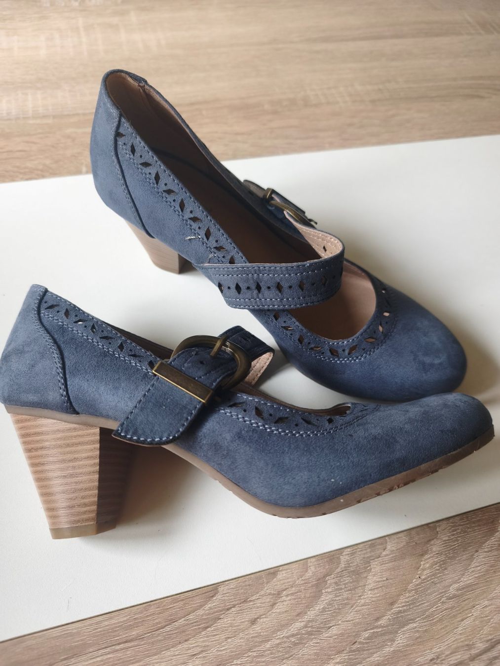 Scarpe da donna: ESCARPINS BLEU JEANS – Nuovo (secondo la descrizione) da Mervelier venduto da ZORHA