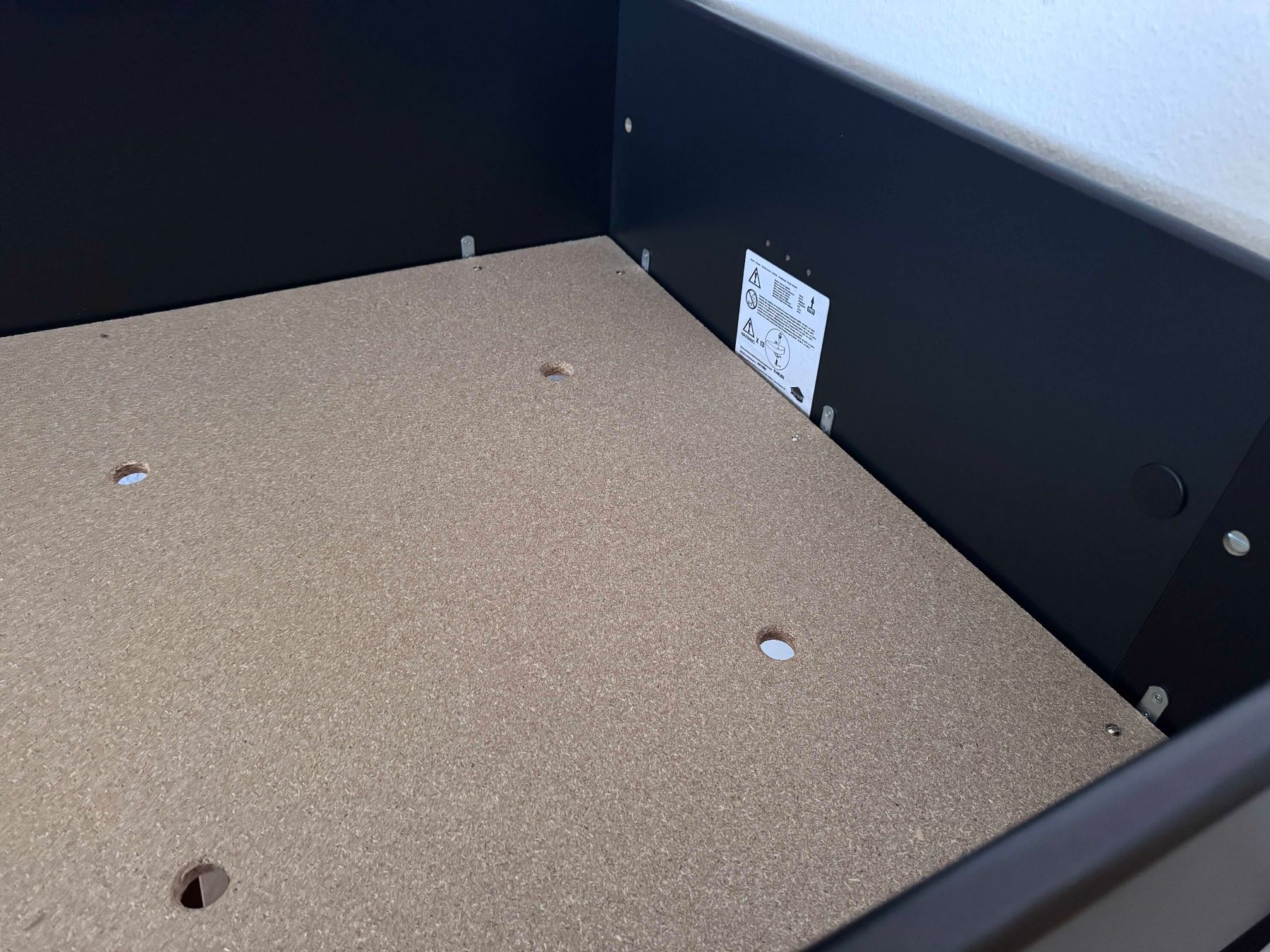 Conforama Letti: Hochbett schwarz lila / blau – Usato da Zürich venduto da istvanfarkas 6