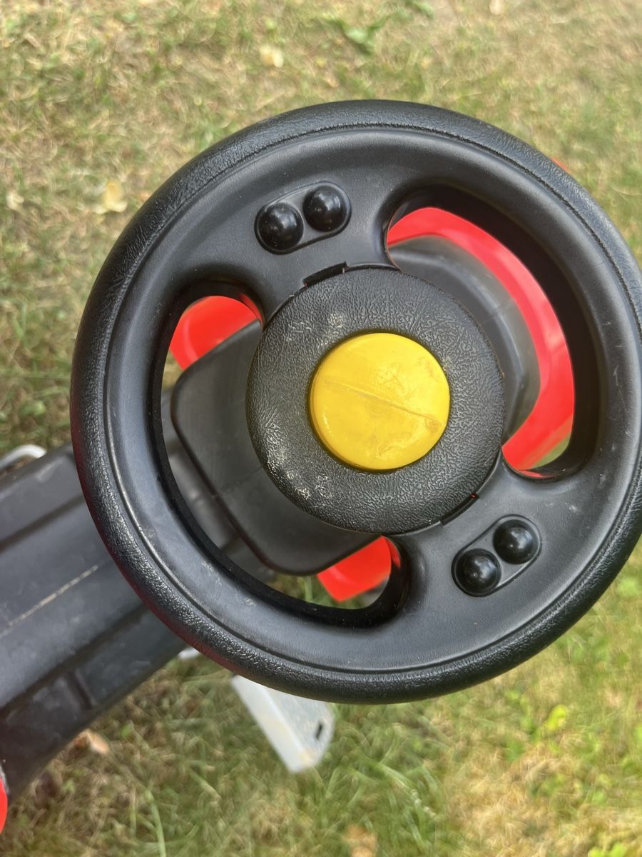 Smoby Veicoli per bambini: Trettraktor mit Anhänger – Usato da Schlieren venduto da kikilina 5