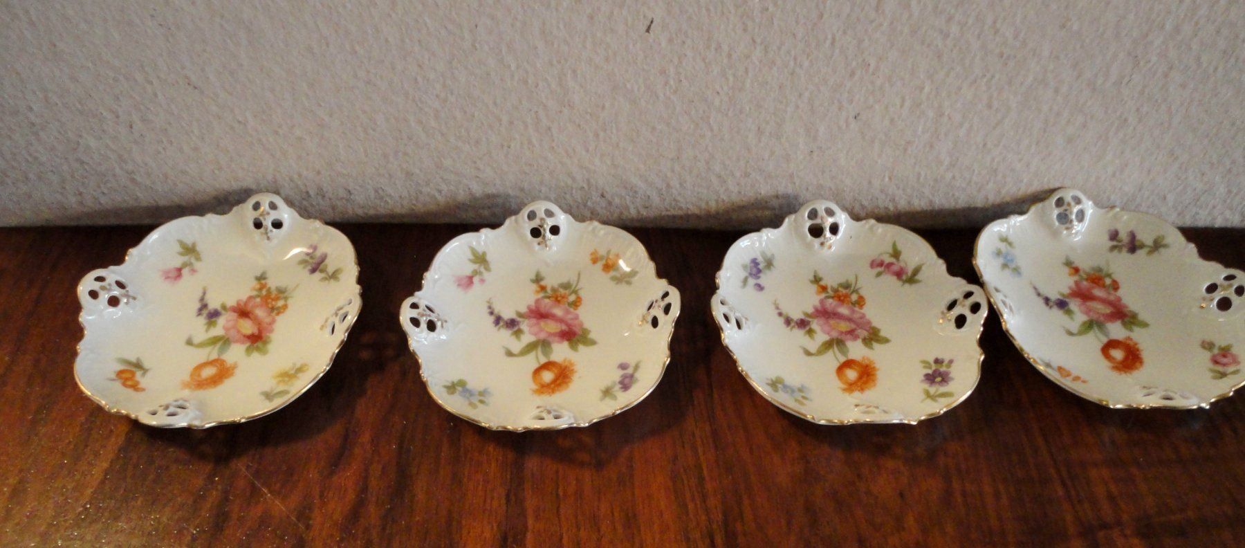 Rosenthal Ciotole: ROSENTHAL MOLIERE SCHALE(SET 4-STÜCK) – Usato da wädenswil venduto da niki20 2
