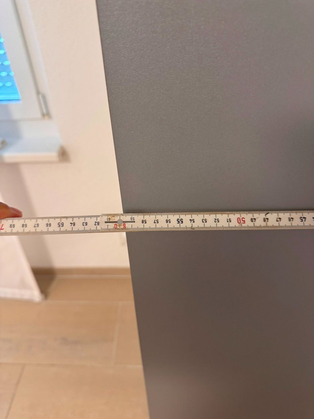 Armadi: Schrank mit Rollladen grau Breite 60cm – Usato da Esslingen venduto da Poker3 4