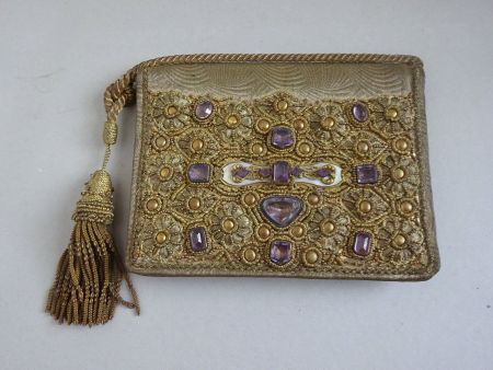 Antiker Clutch mit Amethysten