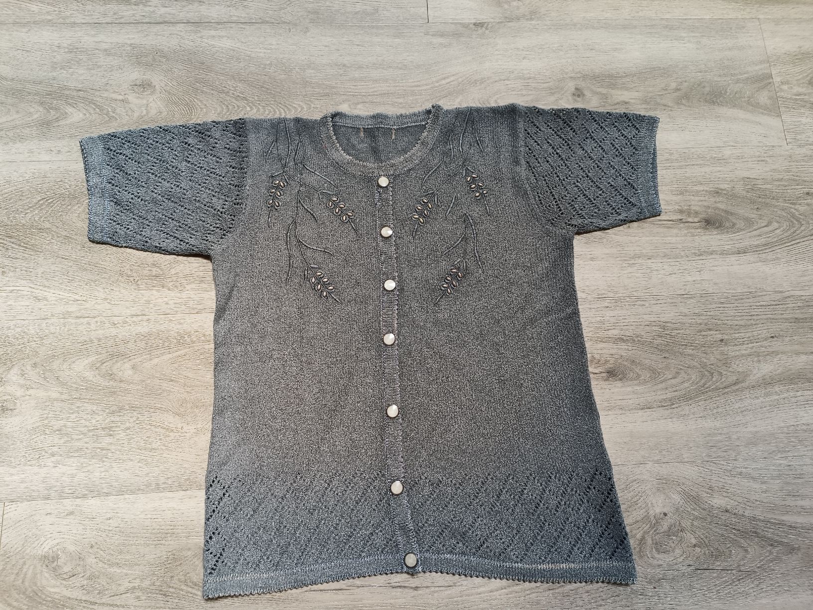T-shirts: Kurzarmpullover L – D'occasion à Bätterkinden par Elefantenzoo
