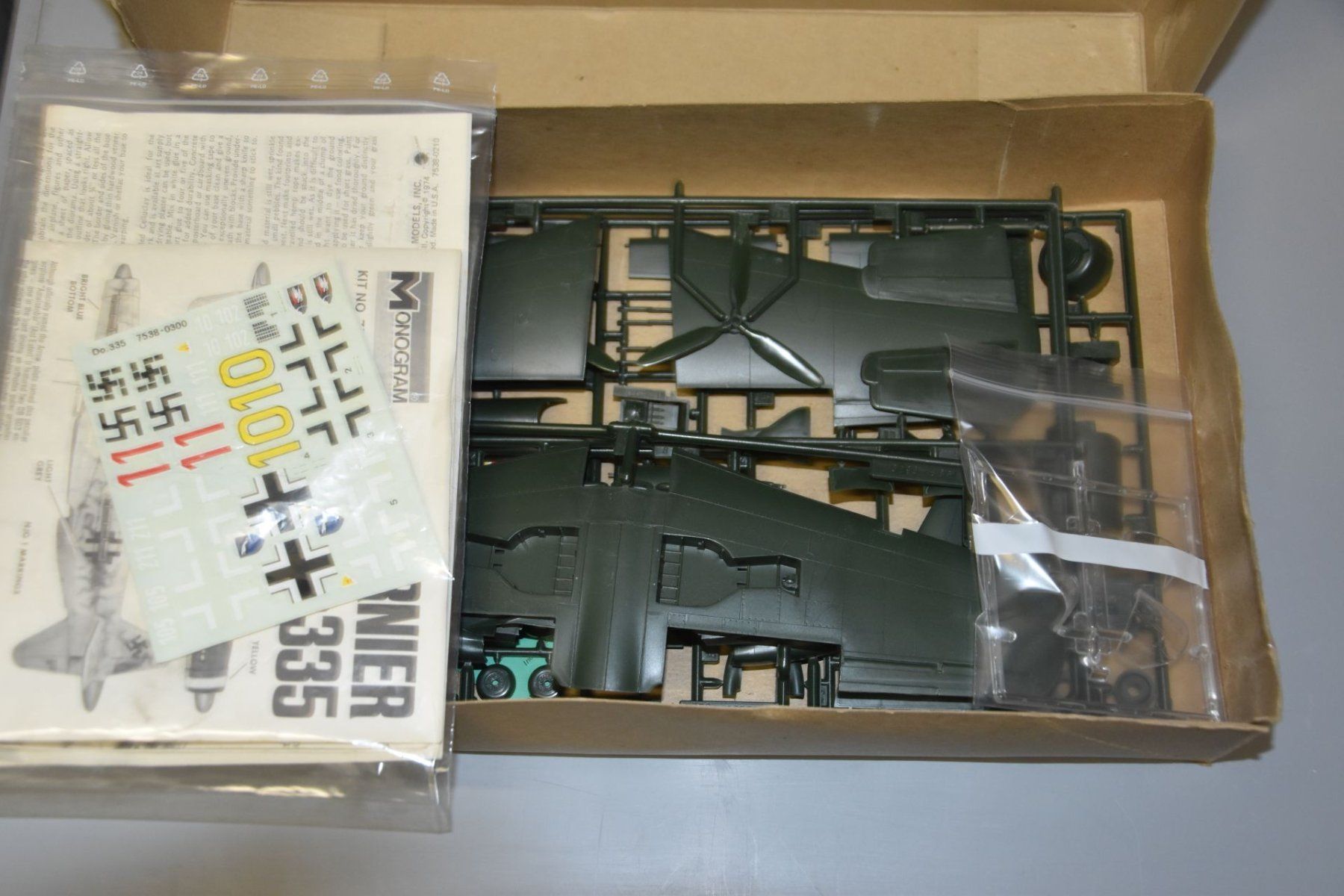 Kits de montage: Dornier Do-335 1:48 – Neuf (Voir description) à Liestal par estreiter 1