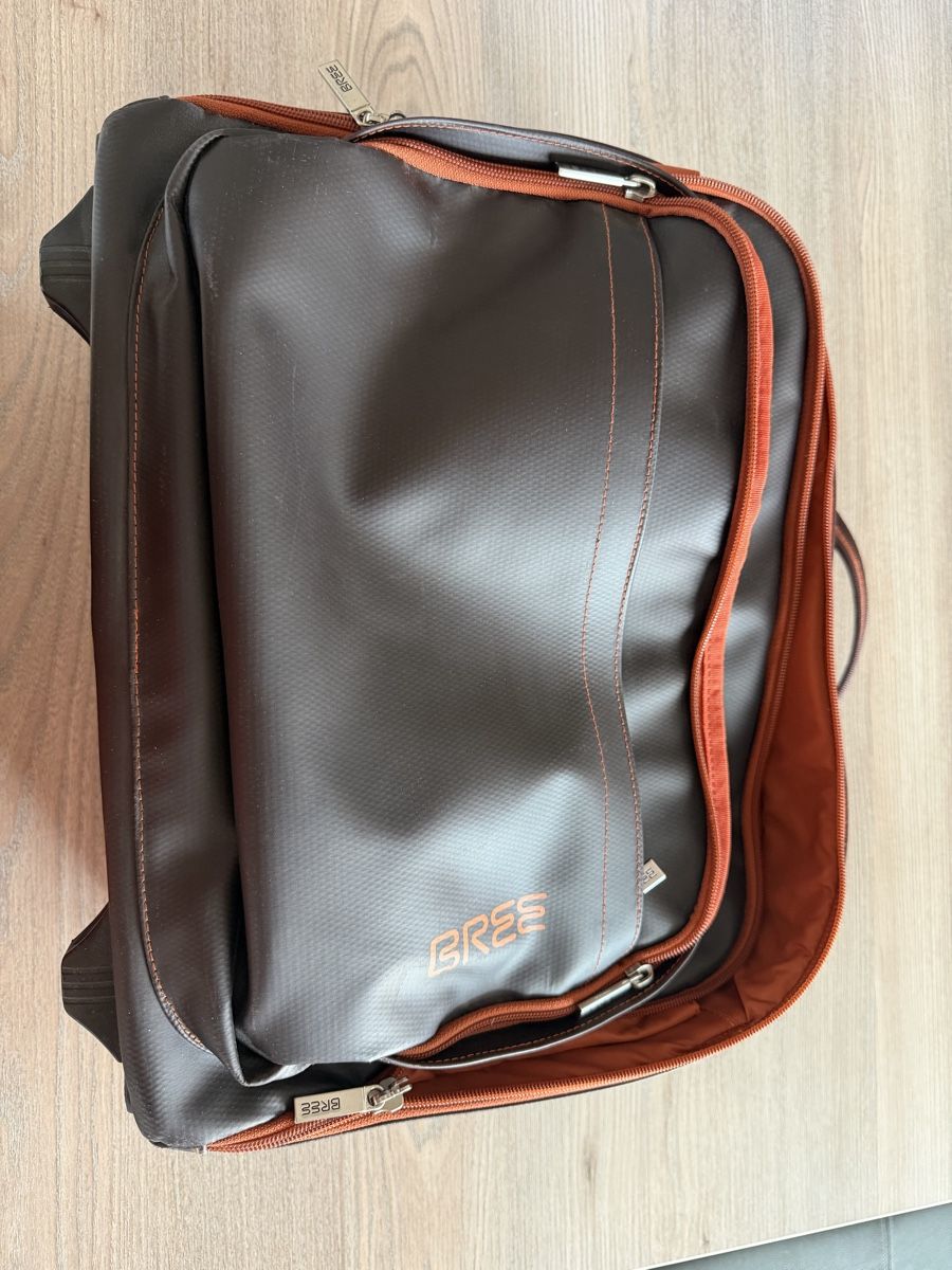 Bree Valigie: BREE Business-/Laptoptasche mit integriertem Trolley – Usato da Ettingen venduto da Schappo 1