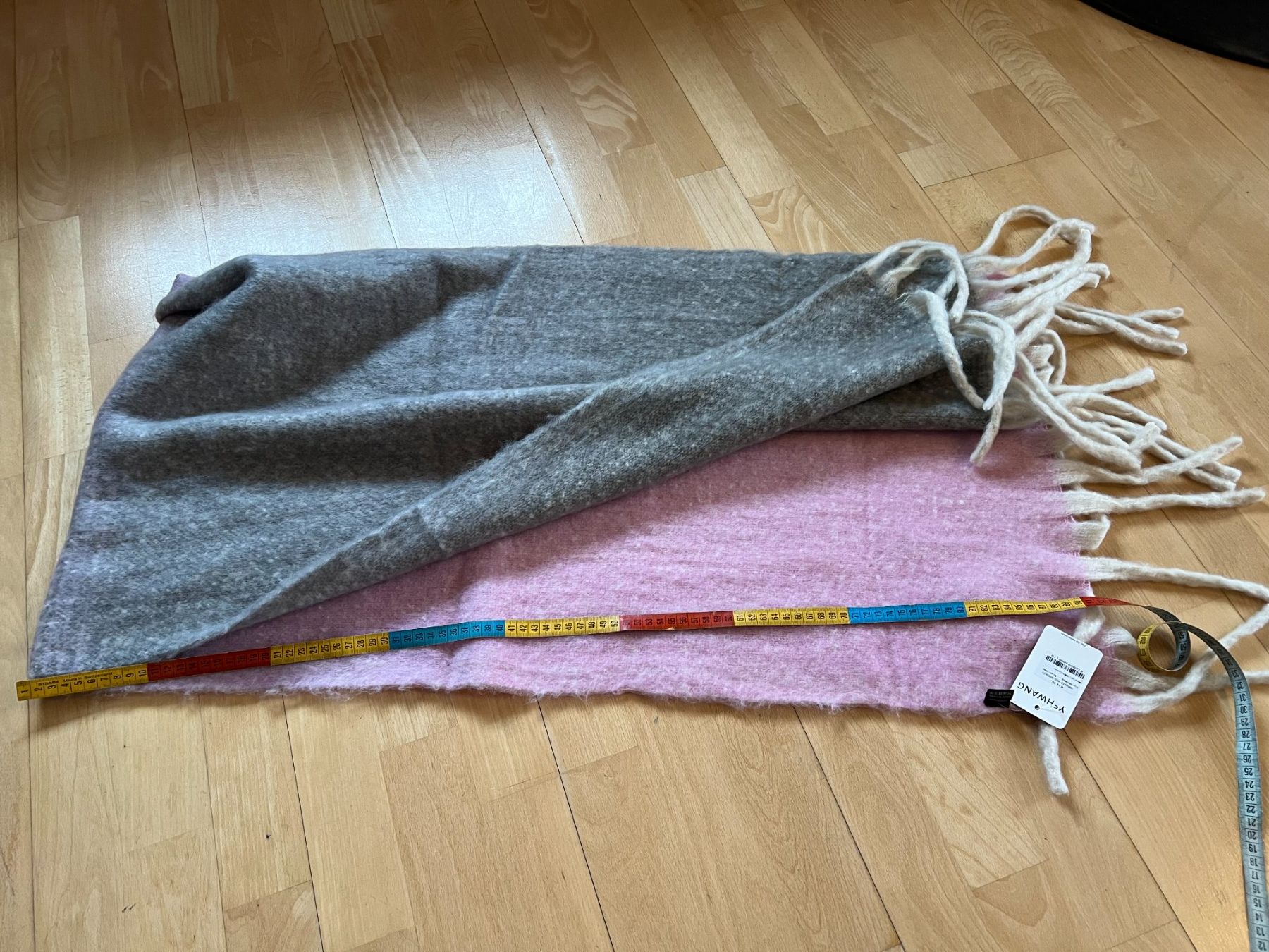 Foulard & Sciarpe: YEHWANG Schal, Grau/Rosa, NEU – Nuovo (secondo la descrizione) da Worb venduto da farben20zauber 3