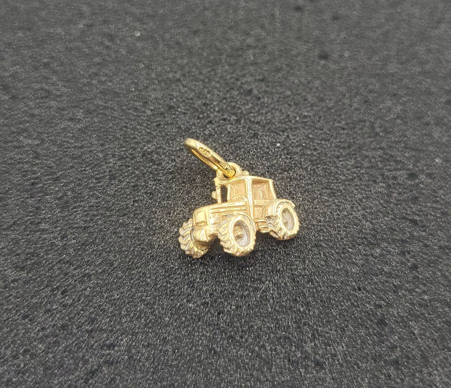 Ciondoli: Gold 375 Traktor Anhänger – Usato da Wald ZH venduto da Dasilver 6