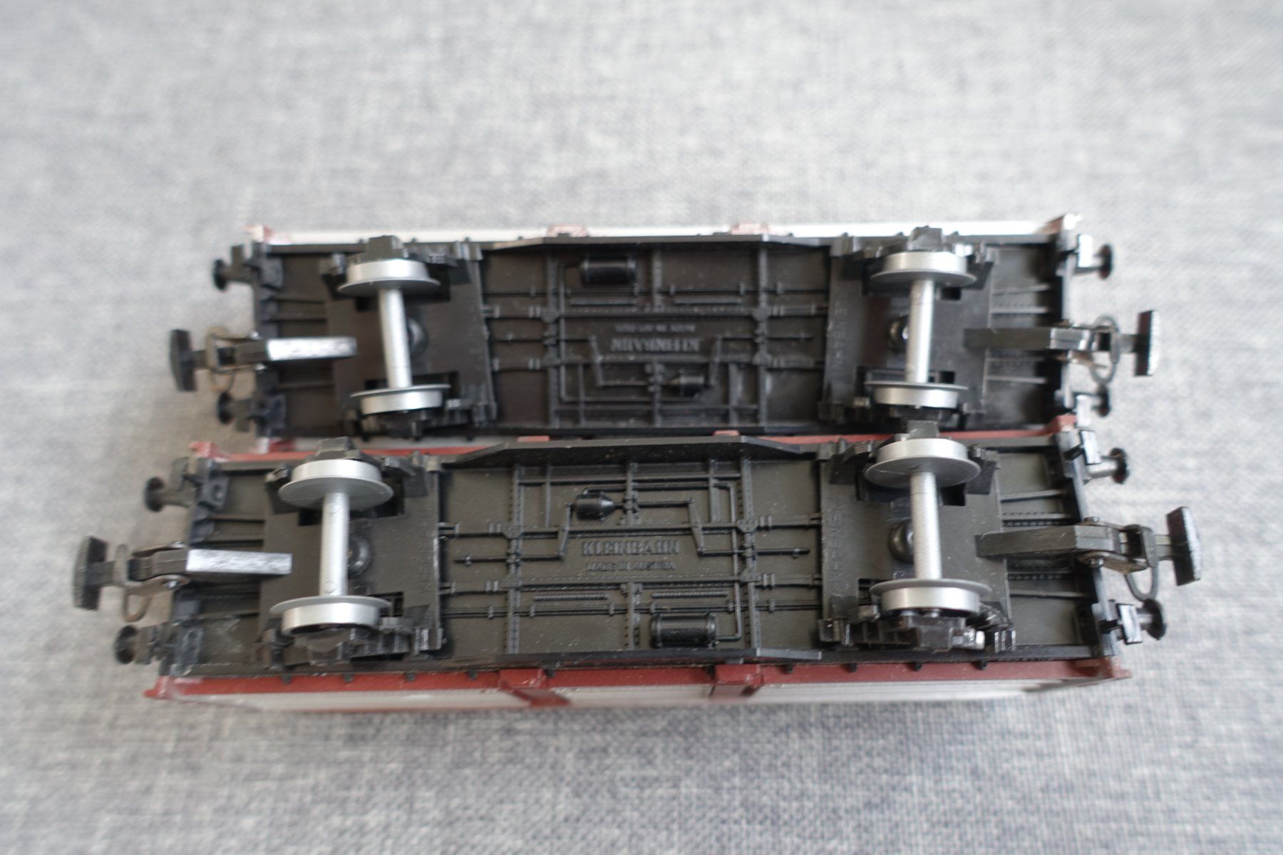 Kleinbahn Modelleisenbahnen: KLEINBAHN 2x No. 309 DB Güterwagen mit Schiebedach, -wänden – Gebraucht aus Wallbach von Sarrows 6