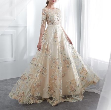 Lace floral evening gown size M/L new