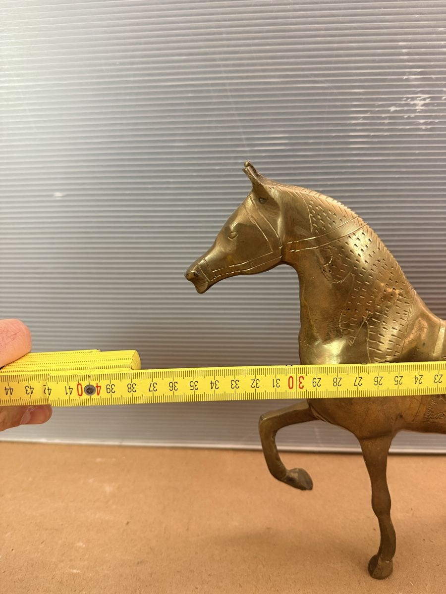 Sculture & Statue: Vintage-Pferdskulptur – Usato da Solothurn venduto da NUVICO 5