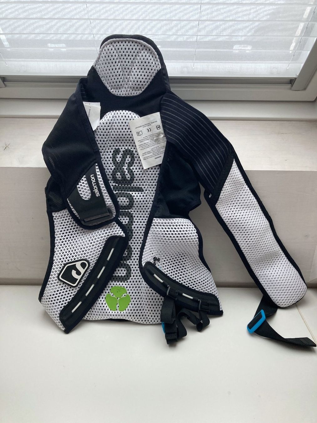 Protezioni & Imbottiture: Salomon Flexcell RückenProtector - Rückenpanzer NEU !! – Nuovo e nell'imballaggio originale da Volketswil venduto da Aphro99 5