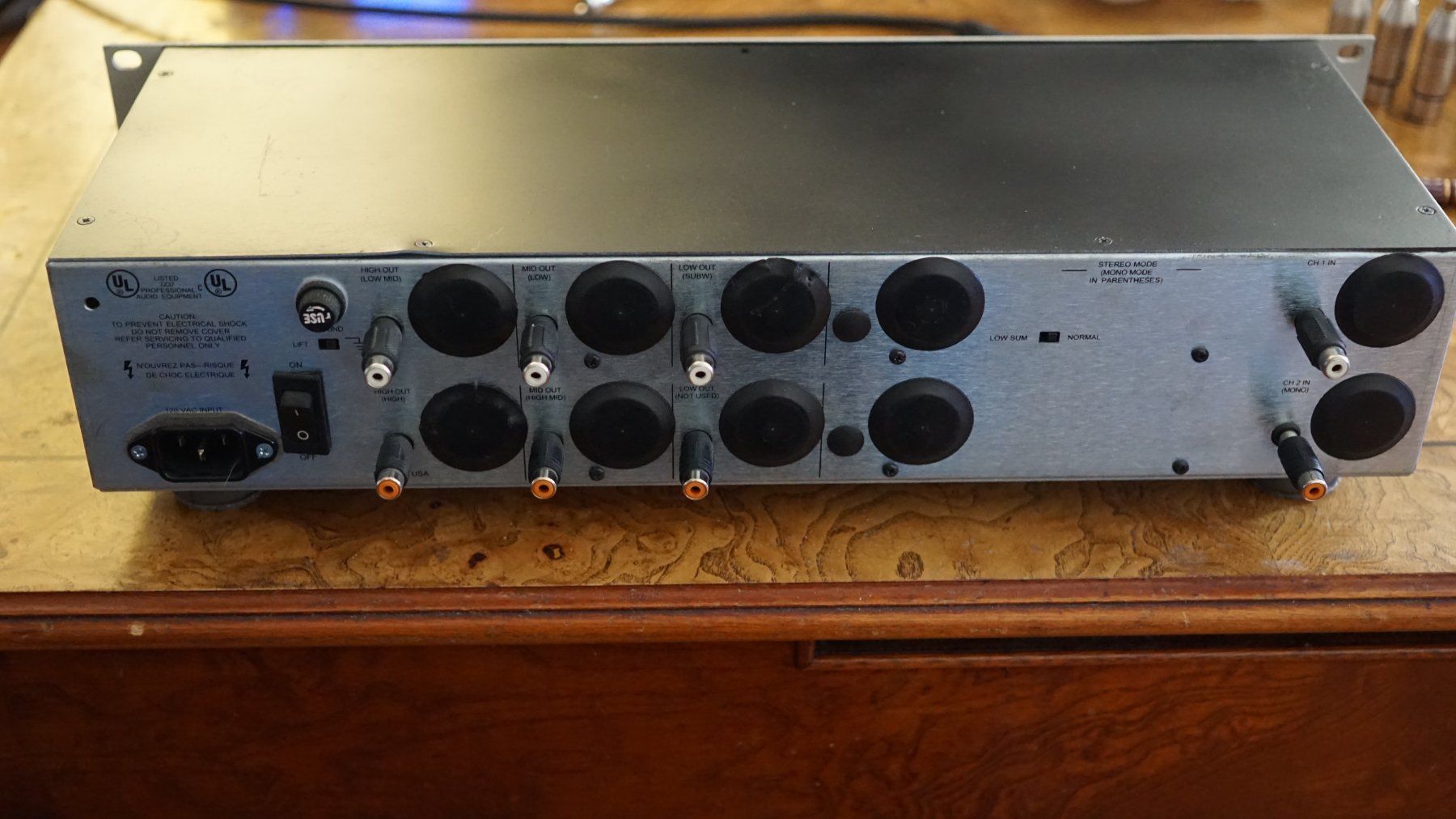 Equalizer: CROSSOVER FURMAN X-424 – Gebraucht aus st-imier von pongex 1