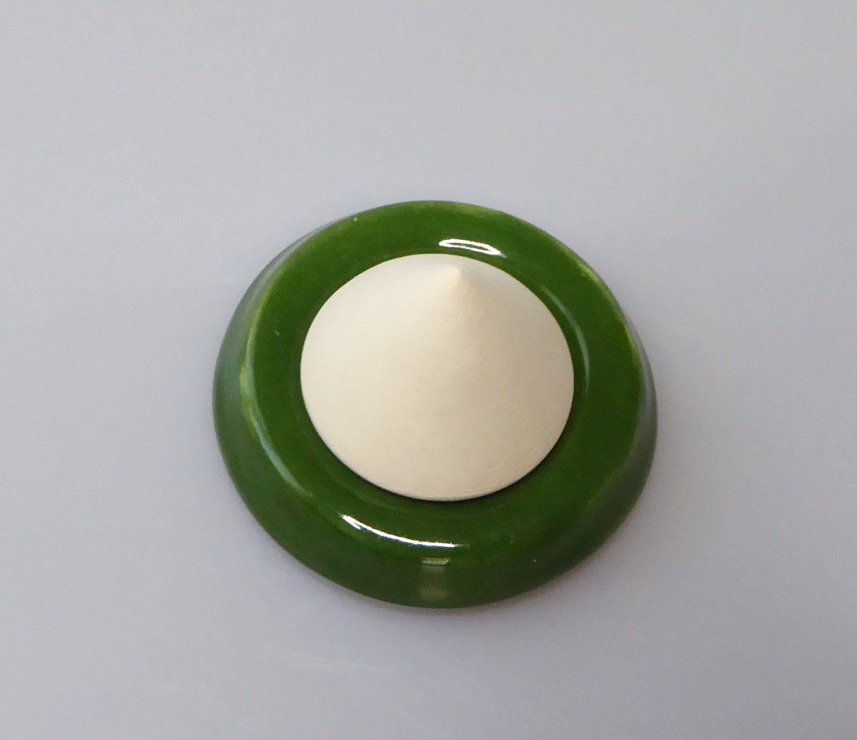 Duftöldiffusoren: Duftkeramik - Kegel mit Untersetzer grün – Neu und originalverpackt aus Mauren von Yeelen 1