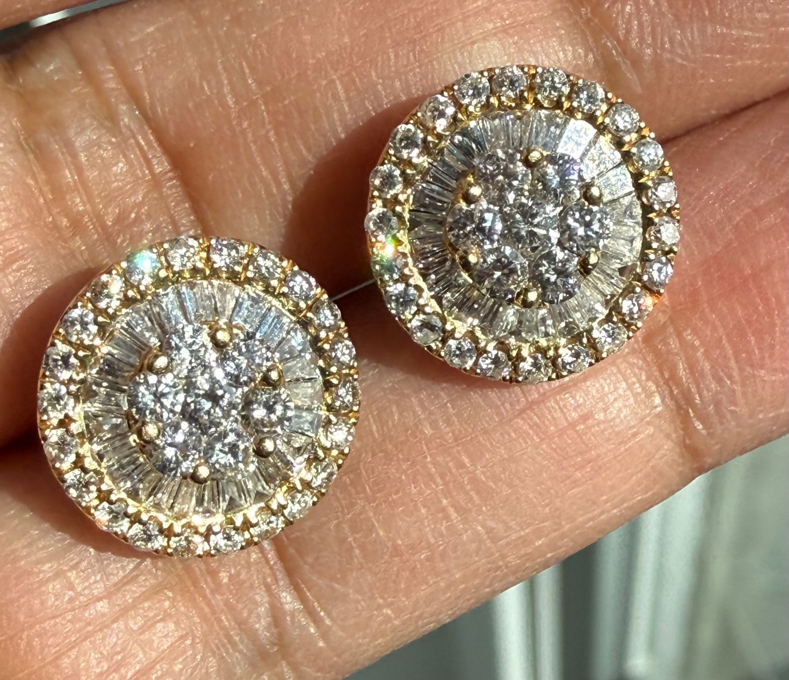 Orecchini pendenti & Orecchini a lobo: Diamant Ohrstecker Gold 18k – Usato da Oberhof venduto da RealStone 3
