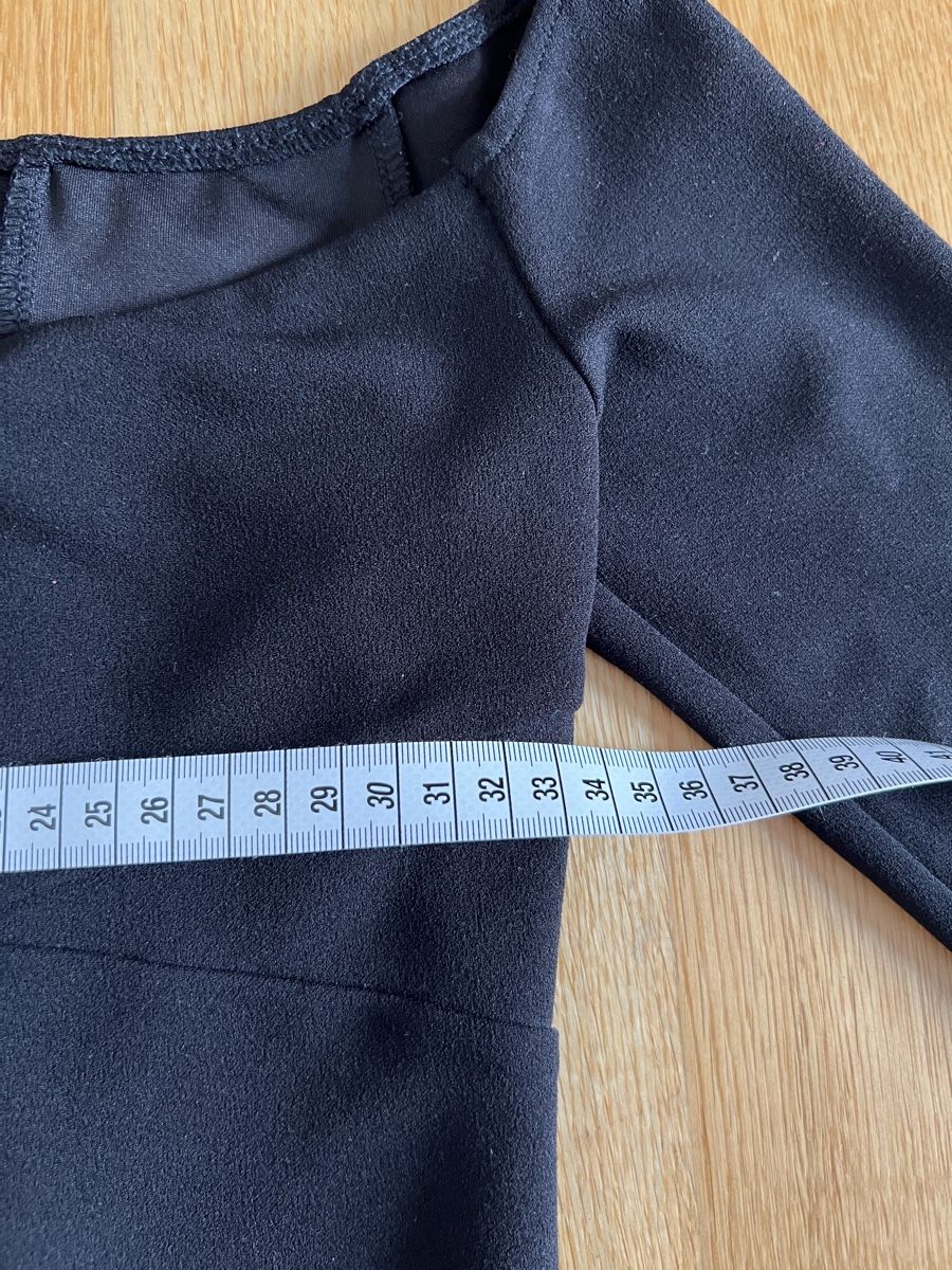 Zara Top: Zara Top schwarz 32 – Usato da Luzern venduto da Cilzel 4