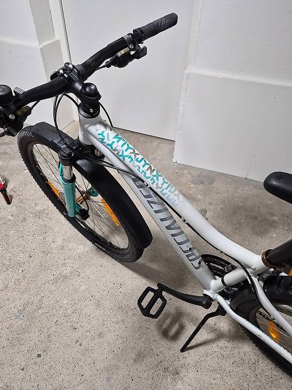 Specialized Biciclette: Specialized Jynx  650 B  27,5 " Kinder -, Mädchen MtB S – Usato da Arbon venduto da Antel 2