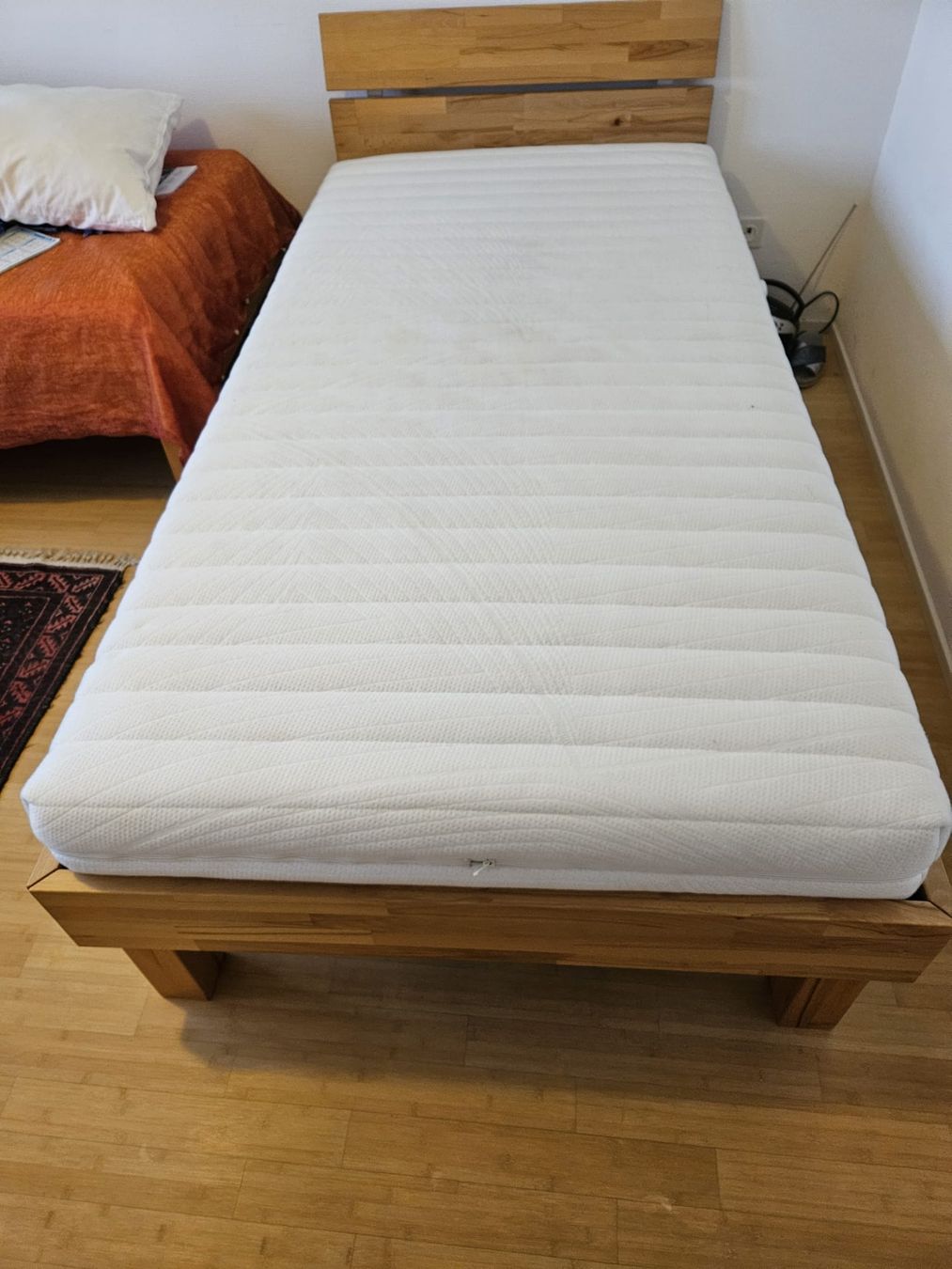 Betten: Massivholzbett – Gebraucht aus Winterthur von abi50