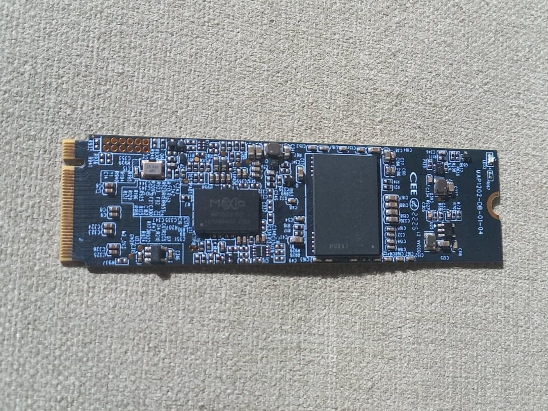 Dischi rigidi: SSD NVMe - Defekt? – Difettoso da Binningen venduto da Douglas.Q