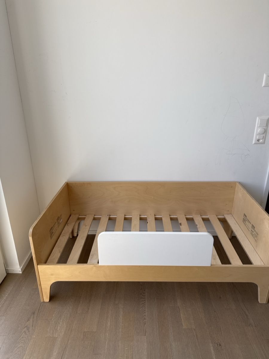 Letti: Kinderbett Oeuf NYC – Usato da Zürich venduto da cam_l7gj 4