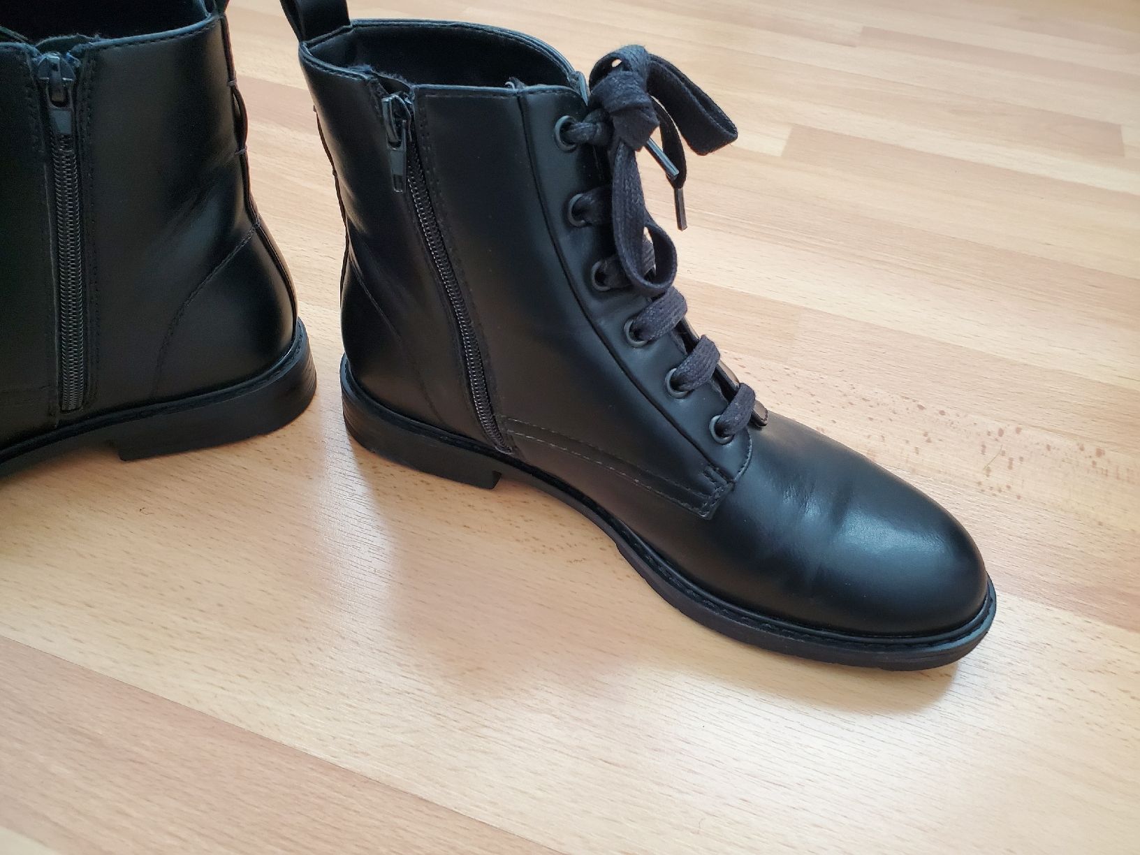 Scarpe da donna: Neue Stiefeletten Grösse 38 – Nuovo (secondo la descrizione) da Lanzenhäusern venduto da Ulika 2
