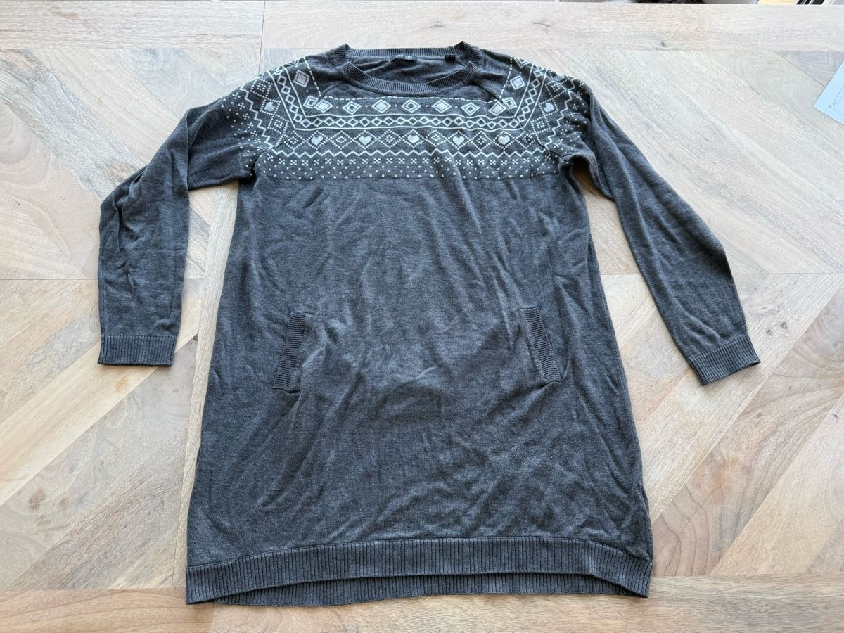 Maglioni & Felpe: Long Pullover Tchibo Ge. 44/46 – Usato da Eggenwil venduto da Lissi82