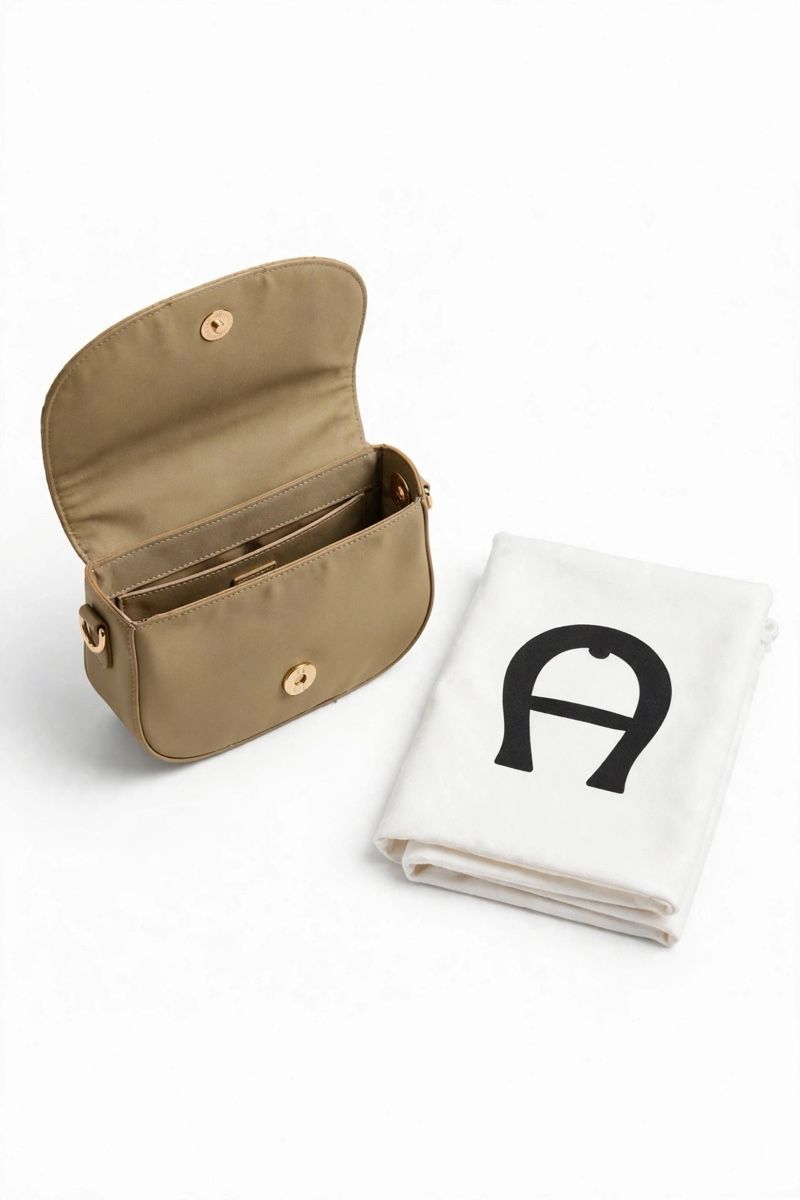 Aigner Borse da donna: Set bag from Aigner – Usato da Heimberg venduto da Sabe_Frau 6