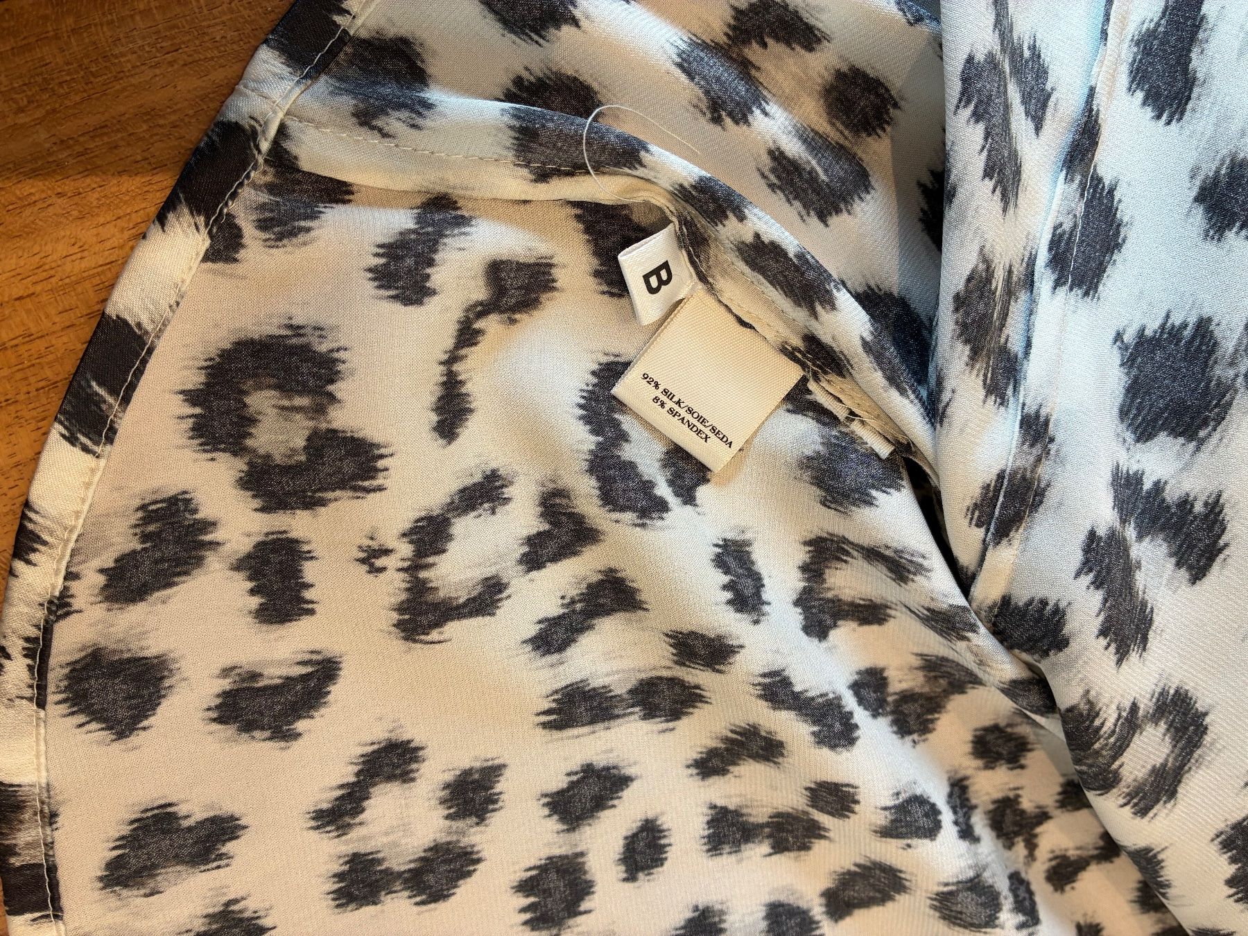 Camicette: Seidenbluse ANN TAYLOR 42 – Usato da Pully venduto da Surflime 3