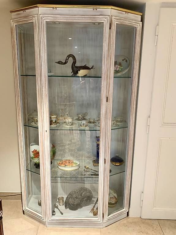 Vetrine: Vitrine éclairée – Usato da Le Mont-sur-Lausanne venduto da pasassez 1