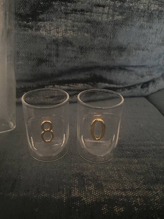 Altro: Schnapsflasche mit 2 Gläschen – Usato da Zürich venduto da uts_789v 1