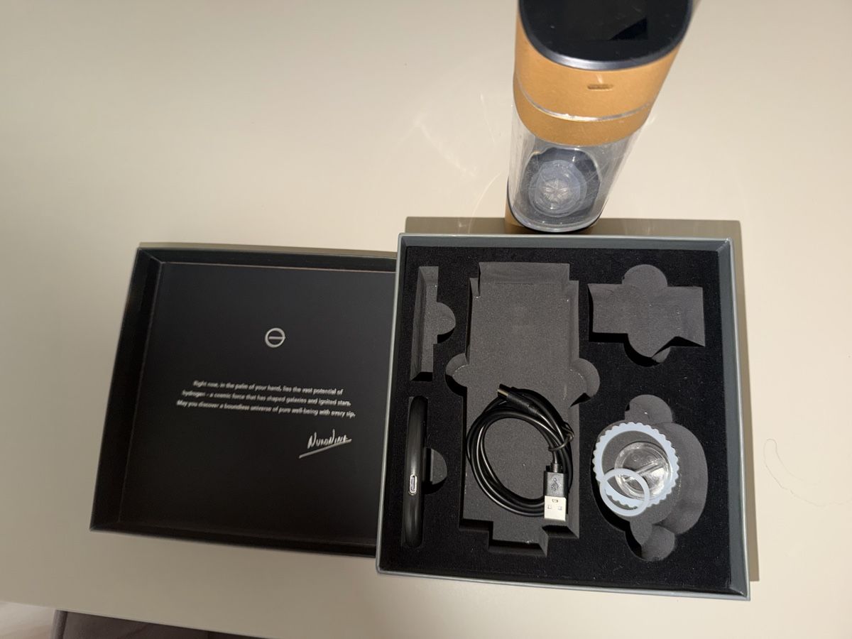Gourdes & Thermos: LumiVitae Hydrogen Watter Bottle Technology neu – Neuf (Voir description) à Uster par jaaen 1