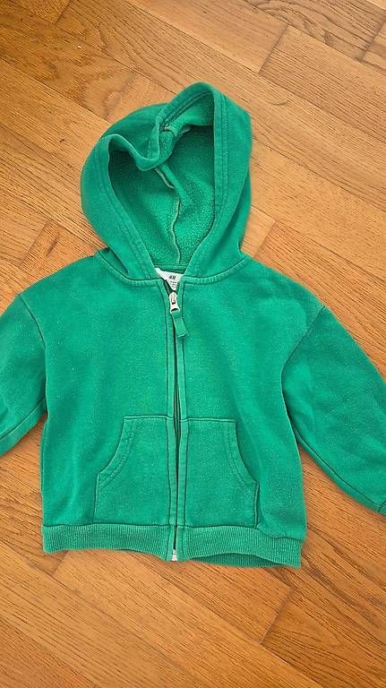 Giacche & Cappotti: Trainerjacke Gr.98/104 – Usato da Unterentfelden venduto da jkl_59w2