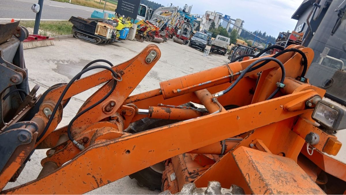 Terex Escavatori: Pneulader Schäff SKl 851 / Bagger – Usato da Niederbipp venduto da baggerch 5