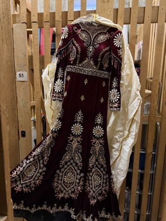 Traditionelles Henna-Kleid / Bindalli