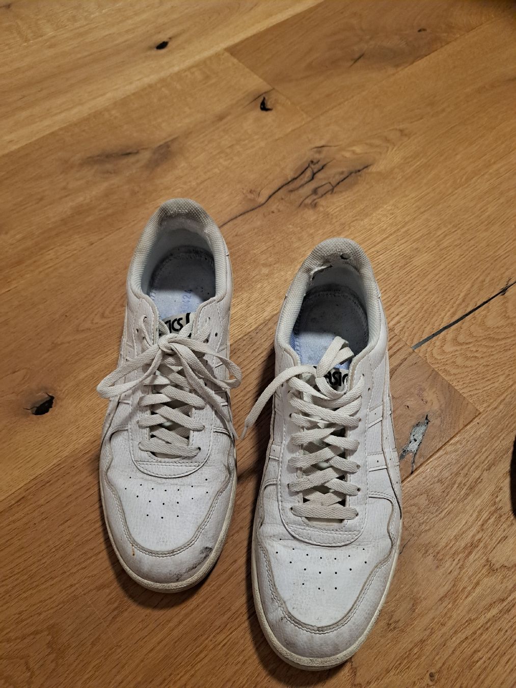 Asics Herrenschuhe: Asics Sneakers Grösse 44.5 – Gebraucht aus Fideris von sascha_23