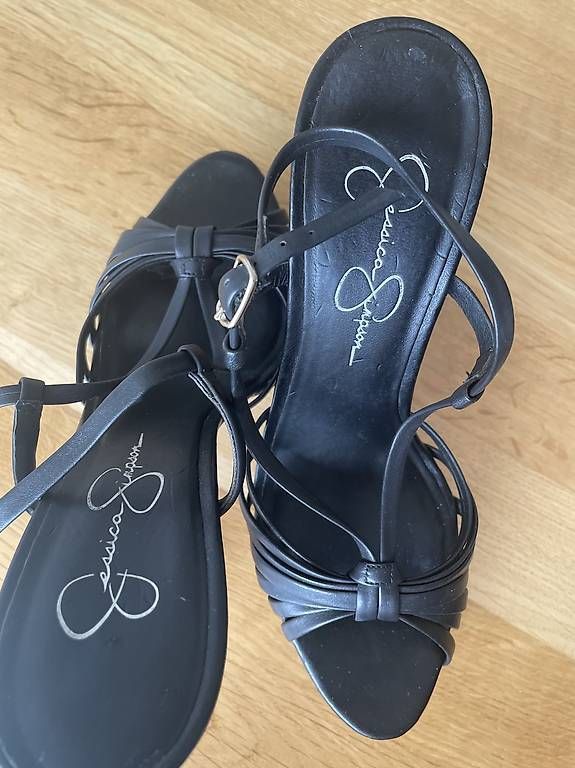 Scarpe da donna: Jessica Simpson Sandalen – Usato da Emmenbrücke venduto da sim_gt9g 1