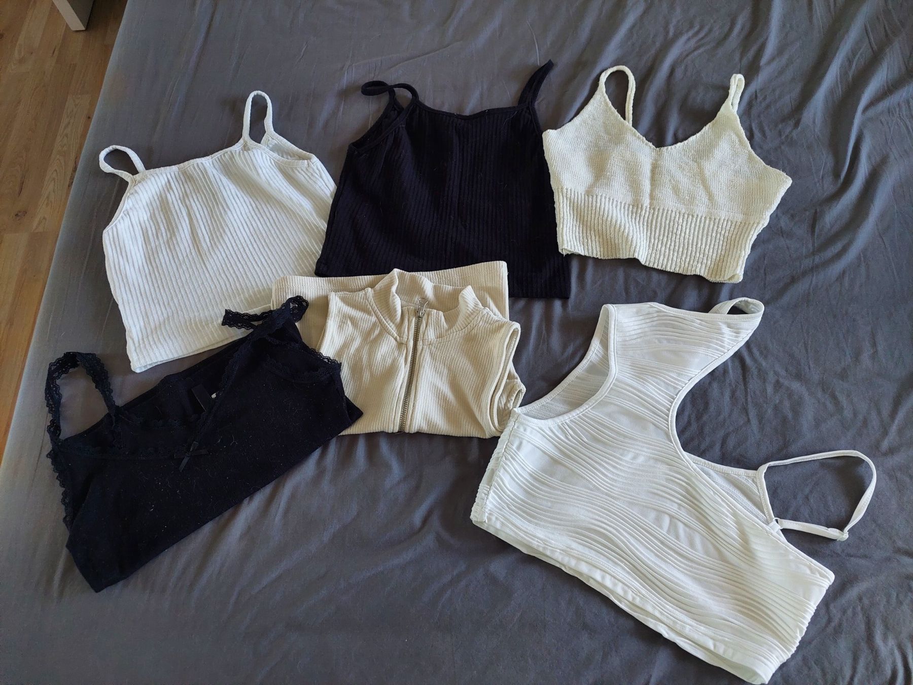 Lotti di vestiti: 23 TEILIGES MARKENKLEIDER PAKET GR. S – Usato da Münchenstein venduto da Strupfi 3