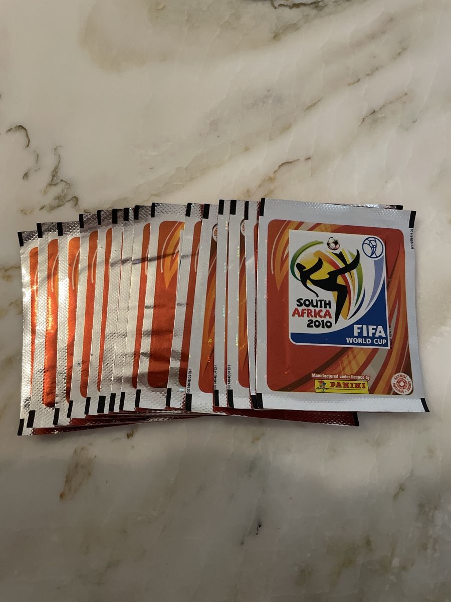 Panini Sammelbilder & Trading cards: Panini WM 2010 verschlossene Sticker – Neu und originalverpackt aus Hochdorf von