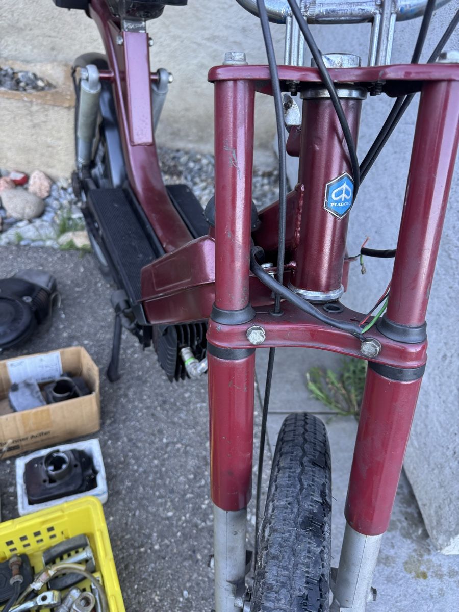 Piaggio Ciclomotori: Piaggio Bravo sans identité + pièces – Difettoso da St-Légier-Chiésaz venduto da spe_ndg5 7