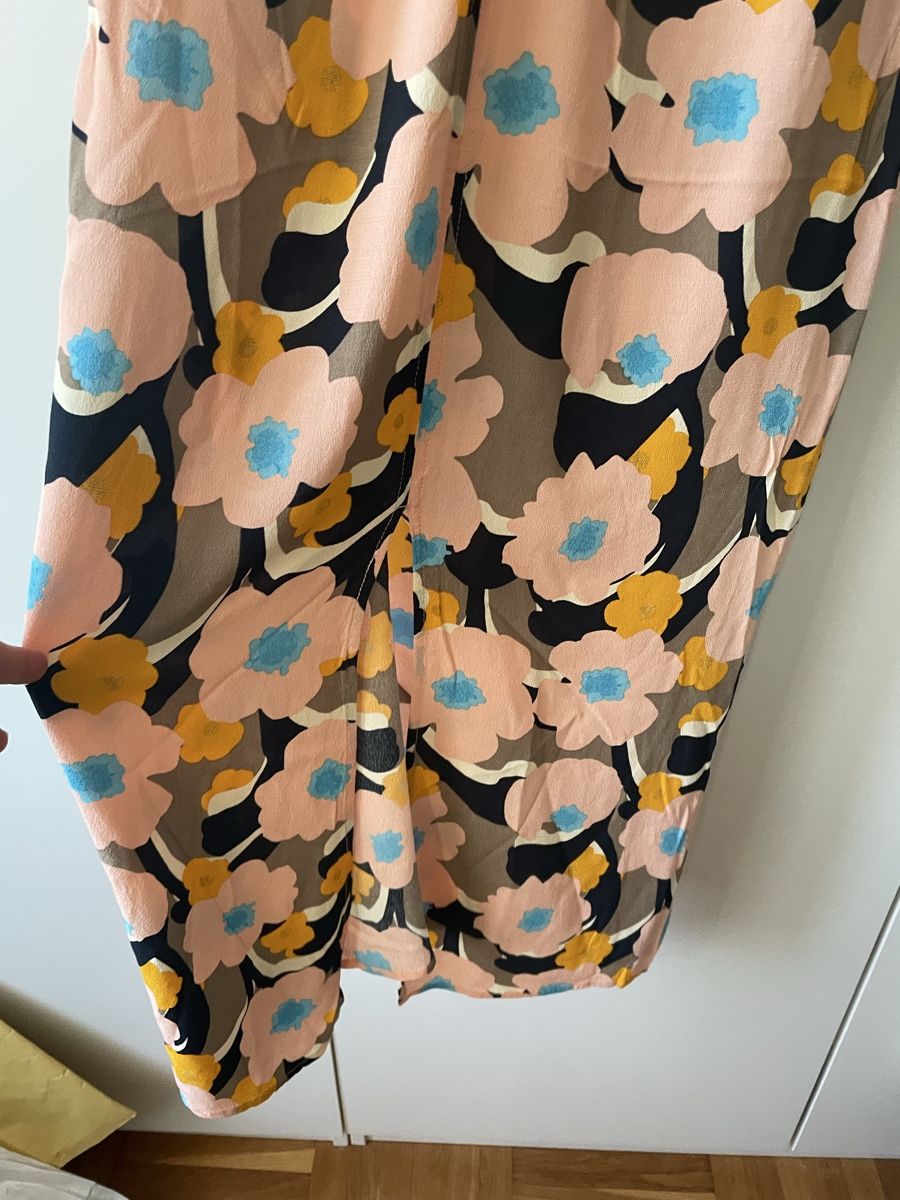 Kleider: Modström Spaghettiträger-Kleid mit Blumenmuster Gr. S – Gebraucht aus Neukirch an der Thur von bee88 4
