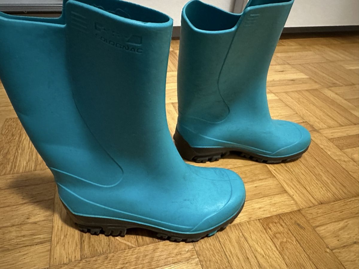 Schuhe für Jungen: Kinder Gummistiefel Gr. 24-25 – Gebraucht aus Männedorf von kek_n8pr