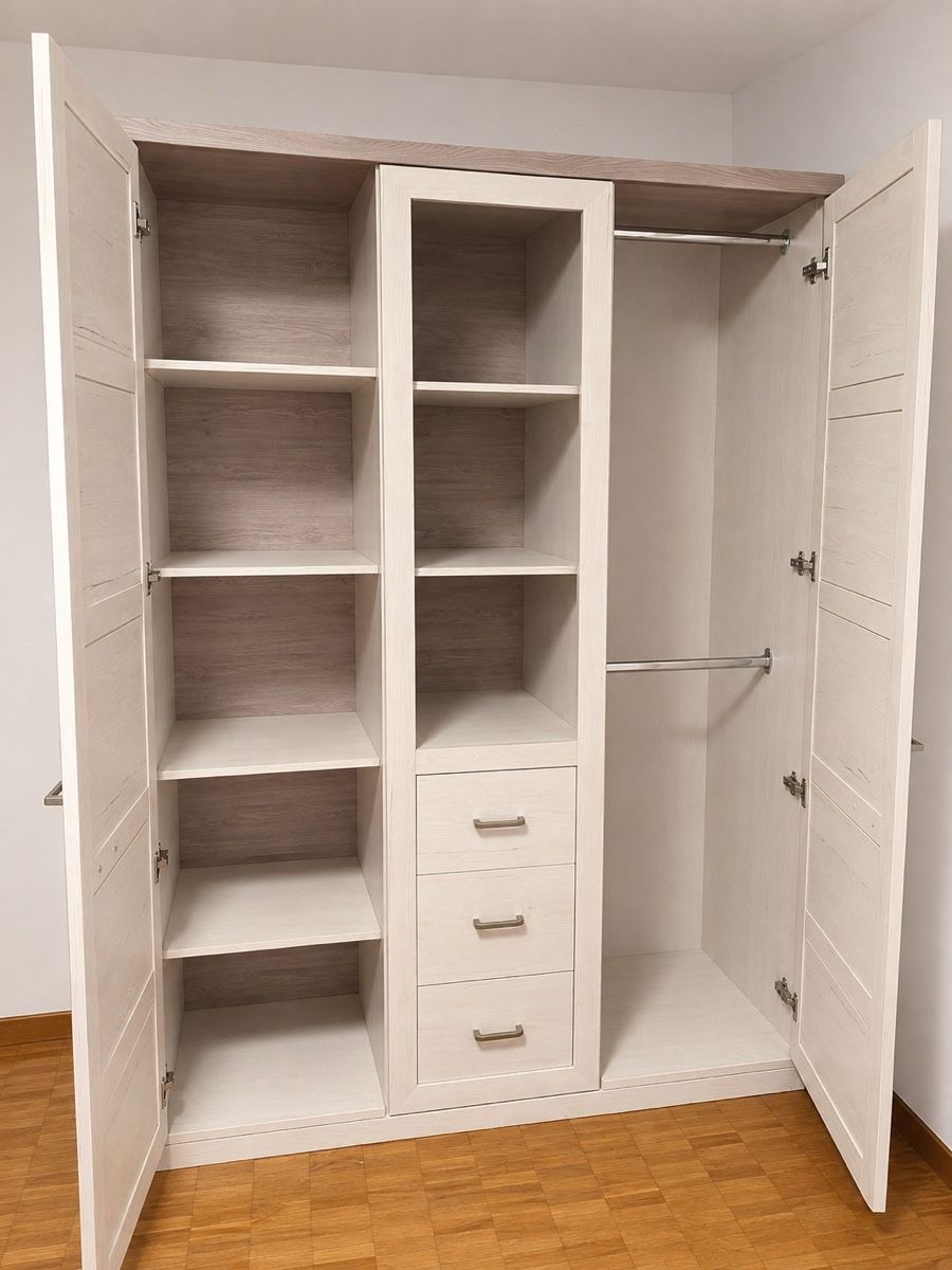 Armadi: Kleiderschrank  – Usato da Oberentfelden venduto da Mikkii969696 1