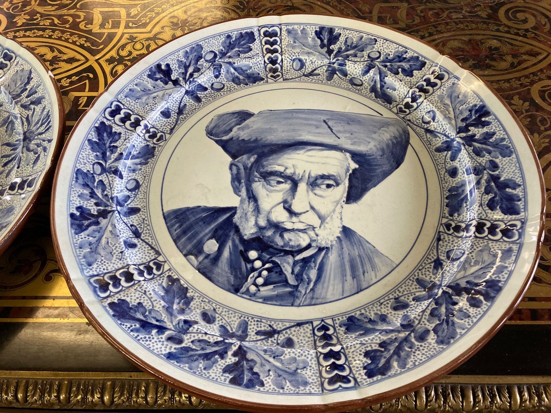 Teller: (vm) 2 grosse signierte Wandteller Brauchtum – Gebraucht aus Bern von Jwpm66 1