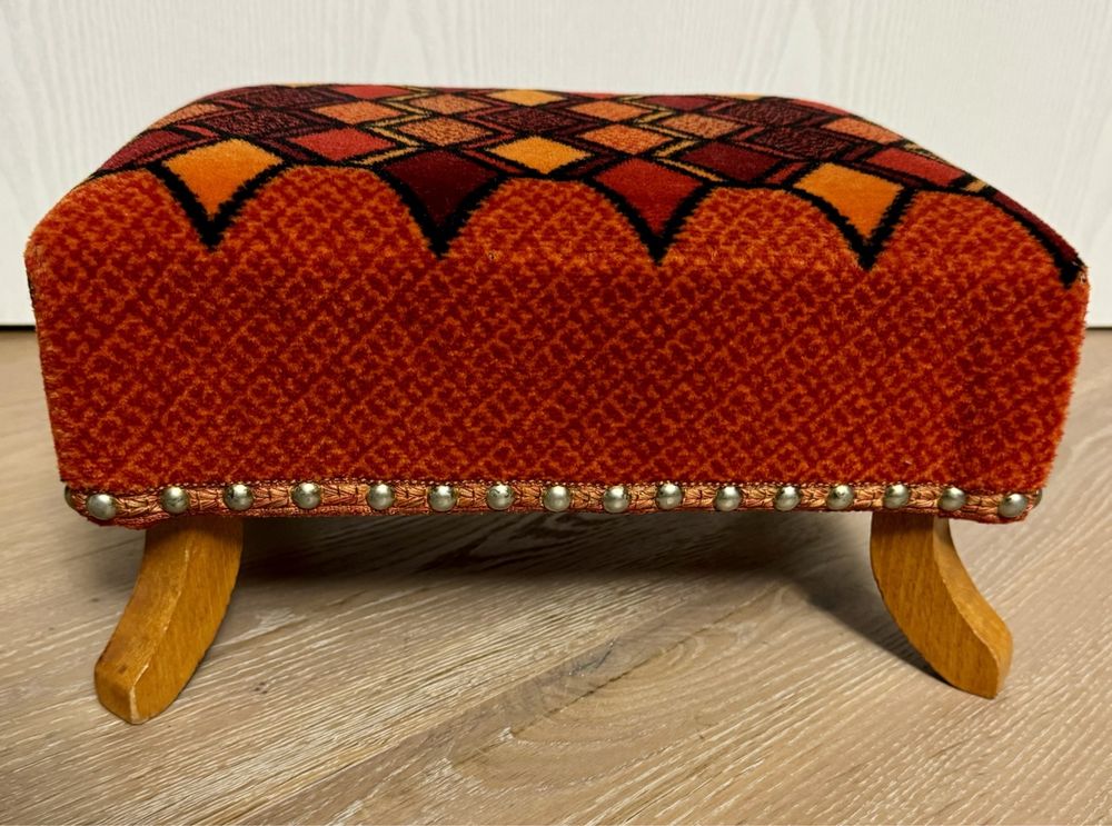 Gepolsterter Fusshocker Fussschemel Hocker vintage (Gebraucht) in ...