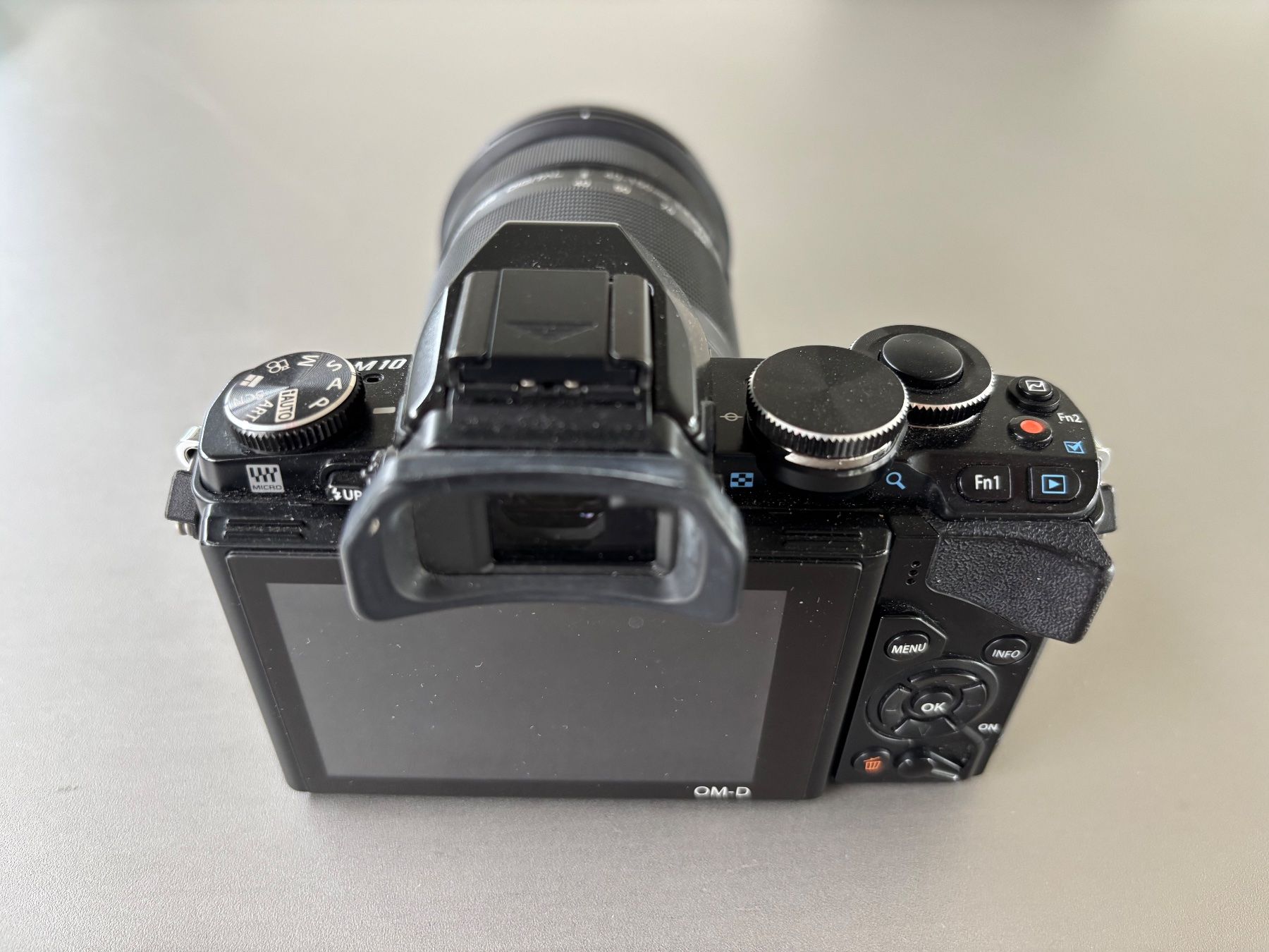 Olympus Fotocamera: Olympus OM-D E-M10 Systemkamera - top Zustand! – Usato da Heerbrugg venduto da delpietro 4