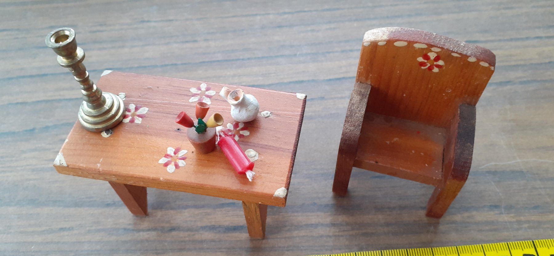 Bambole: Antike Puppenmöbel mit Puppe – Usato da Mörschwil venduto da lindaswunderkiste 9