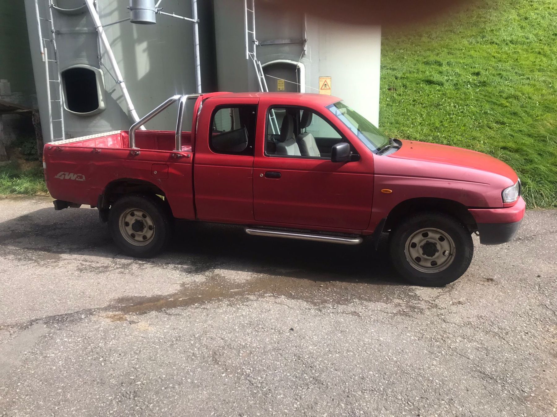 Mazda Autos: Mazda B2500 Pick-Up – Gebraucht aus Adelboden von